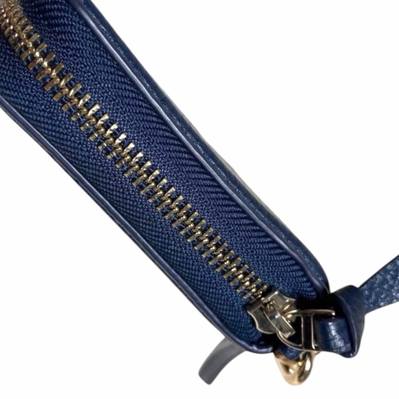 Tory Burch Pebbled Leather Zip Continental Wristlet Wallet Navy Blue - Picture 9 of 11